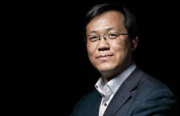 爆料c位出道顶流八卦 卓伟本人回应 何方卓伟信口开 冷看