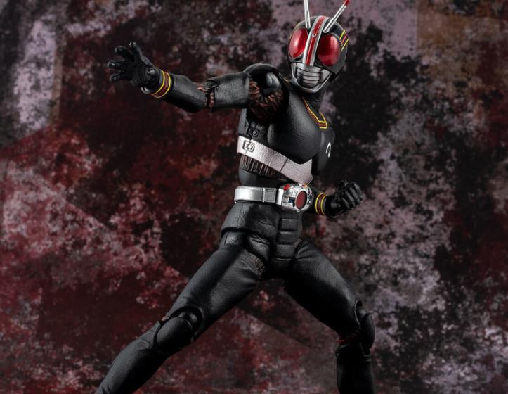 假面骑士black真骨雕玩具官方实物 完美还原皮套造型的世纪王黑日