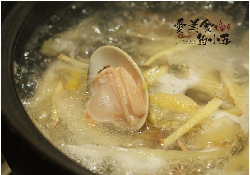 车白,素有天下第一鲜之荣誉,在潮汕,经常与咸菜一起用来煮汤