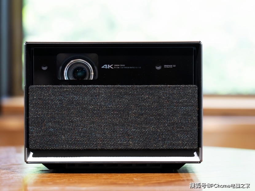 投射|极米RS Pro 2评测：叹为观止的家庭影院新贵