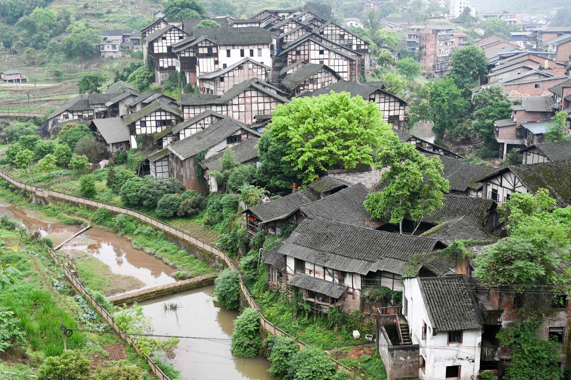 成都周边的原始古镇,被称川西建筑典范,还是《傻儿司令》取景地