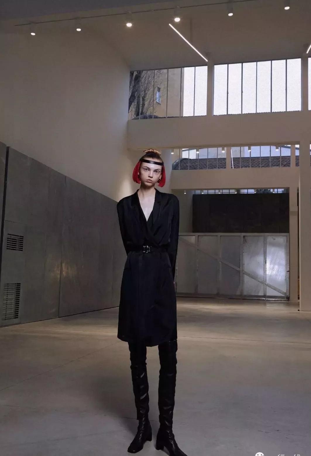 合作麦昆生前的最后一场大秀,lady gaga的前男友_matthew