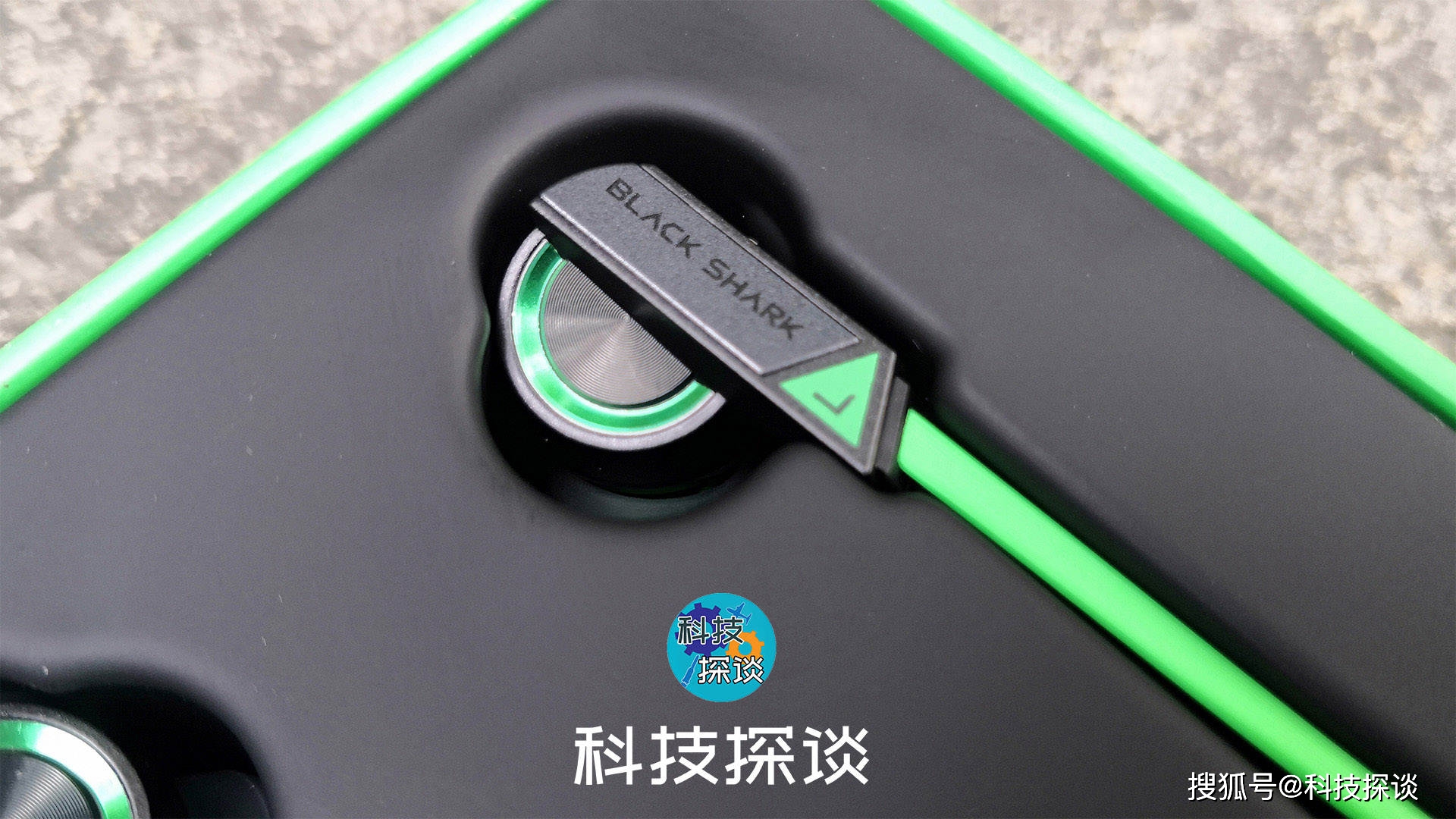 逆潮流而上,黑鲨圈铁版有线游戏耳机测评