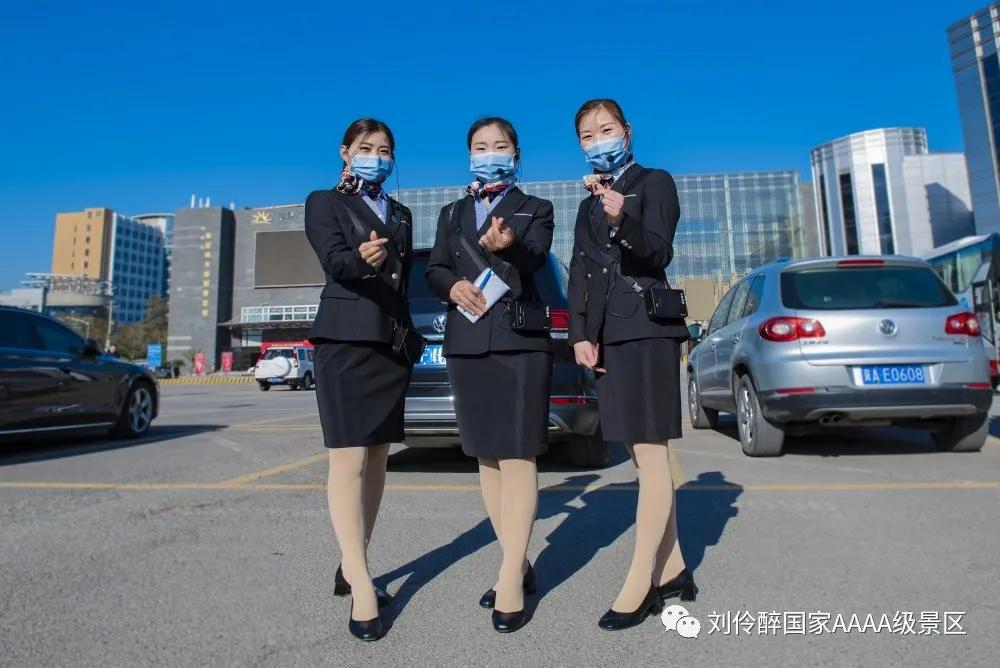 景区讲解员在刘伶醉新十年战略发布会上充分发挥自身优势