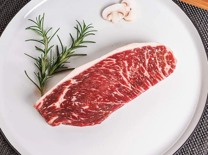 被稱作queenofsteak牛排皇后的牛臀腰肉部位的小西冷牛排值得入手購買