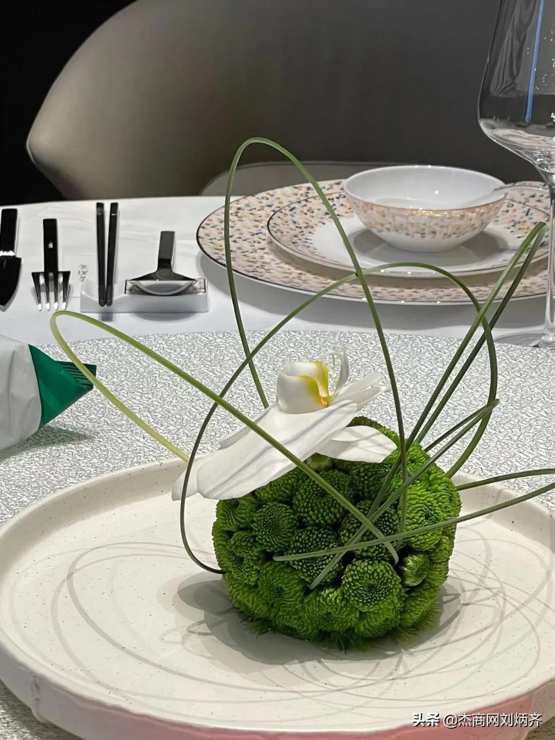 祝贺粤珍轩67香67厨荟高新店在高新区锦业路益田假日商城四楼盛大