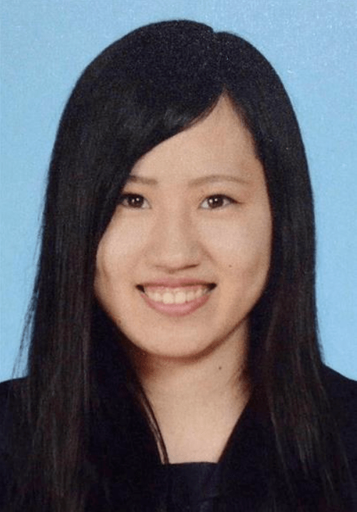 须藤早贵是日本六十八线女演员,事业不愠不火,早年下海拍过风月片,但