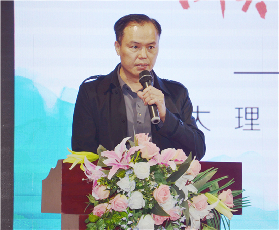 醉美中国——青年艺术家推介展VIP之夜在醉美中国美术馆拉开帷幕