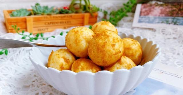 原创爱吃墨鱼丸不用到外面买,在家自己也能制作,烤一烤味道太好了