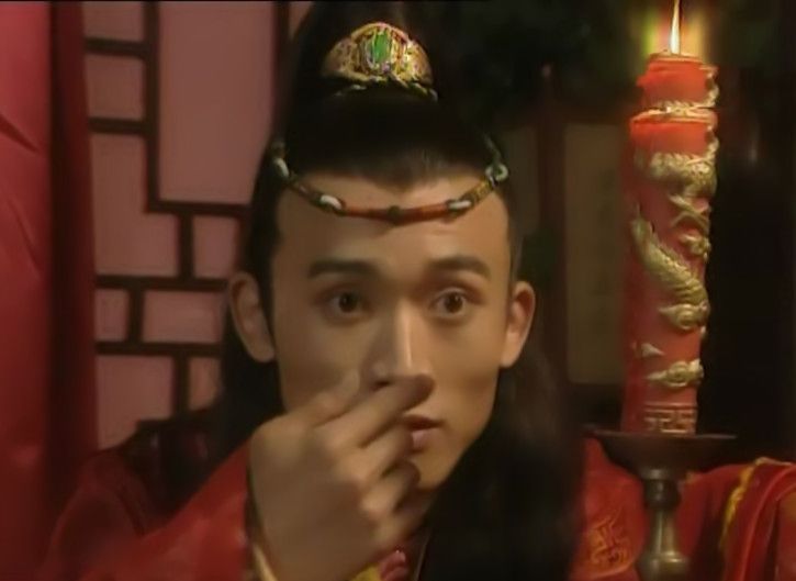 没注意,现在发现,新婚夜齐天磊对李玉湖处处都是防备和试探_柯世昭