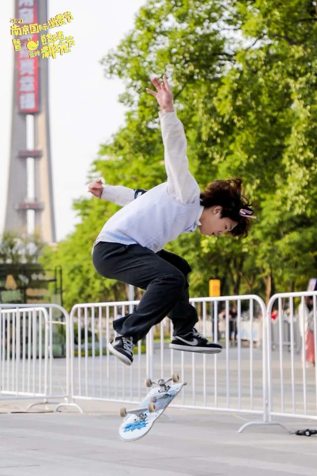 滑板之王挑战赛最终决赛躁点来袭!_陈高亮