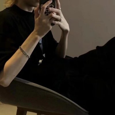 如何变得冷冷的 2a8b599c872d4a44aa02fbb568a0daf4.jpeg