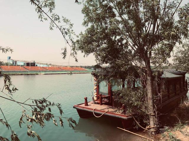 渚河源郊野公园盛大开园首日迎客万余人