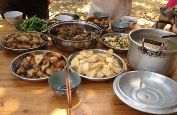 吃饭的碗多久更换一次 1db2520db49b4973a41a925e36f1ad5e.png