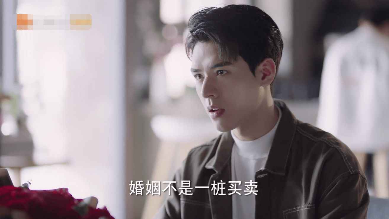 从结婚开始恋爱凌睿拒绝鹿方宁凌睿意外发现有人欲对鹿方宁下药