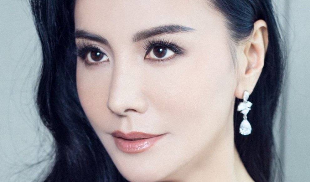 她是 风云 里的美人 嫁小13岁鲜肉后闪离 今53岁孤身一人 外表