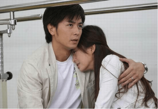 看万山红遍保剑锋一个对角色和舞台毫无保留的演员