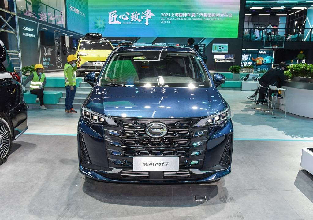 七座商务车排行榜_原创入手7座MPV,不但能拉人载货,座椅放倒就是辆拉货王