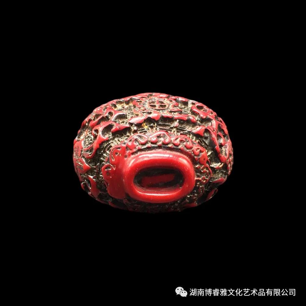 品鉴：珊瑚八宝鼻烟壶_搜狐网