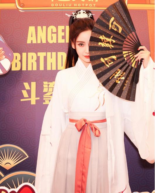 这几款发型搭汉服简单又好看,手残党也能学会!_马尾