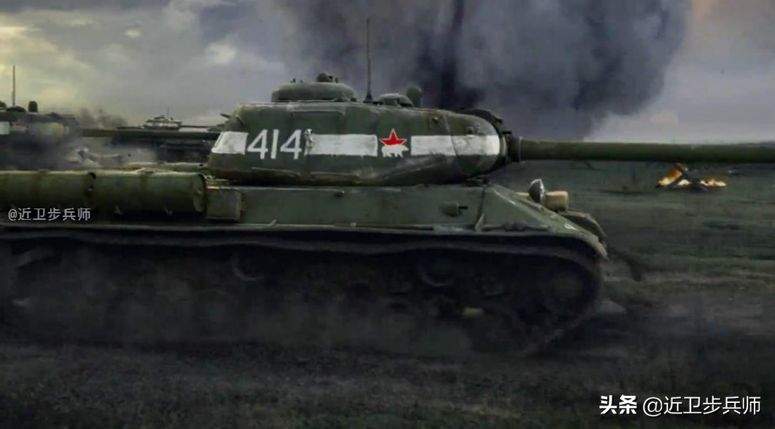 斯大林-2坦克的战斗经验：122坦克炮如何与虎式黑豹角逐？_德军