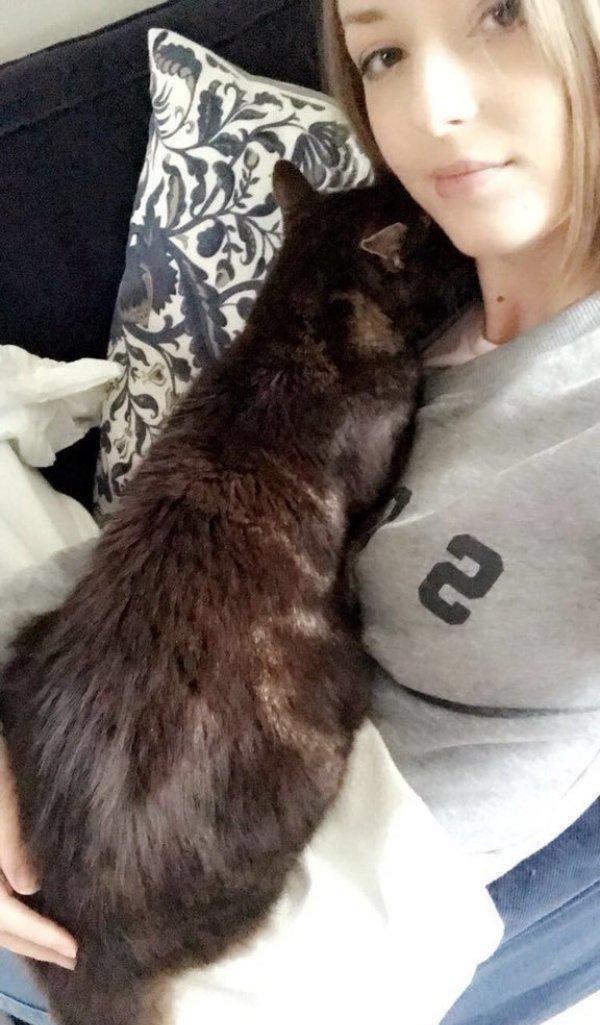 女生尴尬了怎么办 0f818725e4a94d87bb051d70f8df9c38.jpeg