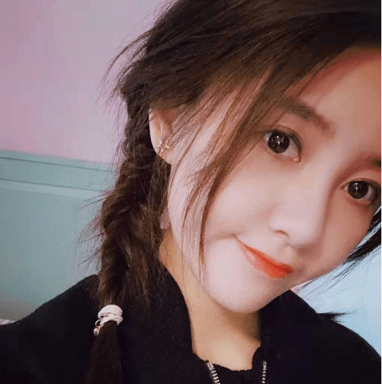 一个笑容就能融化人心 陌陌主播马哈哈一曲《听心》治愈无数粉丝