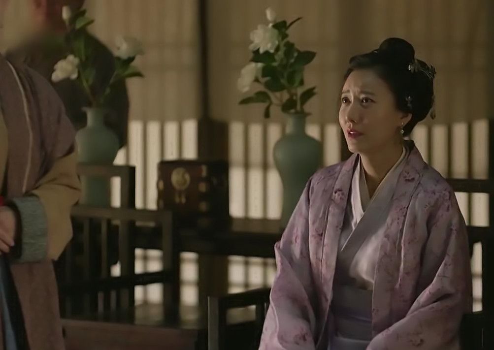 有不少人认为,是因为林噙霜觉得,自己的女儿墨兰