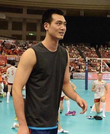 真的好帅啊_李童