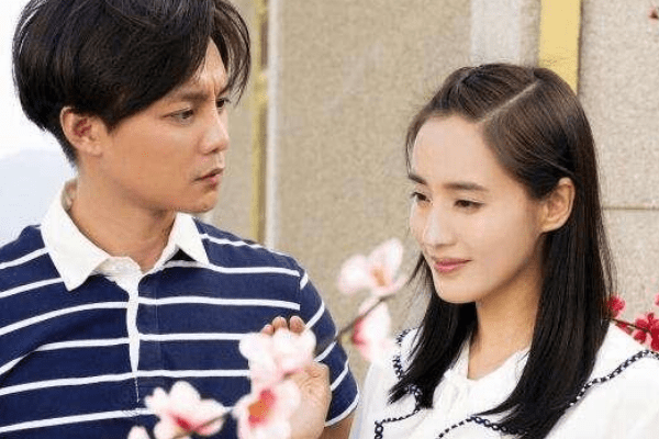 有种"毁容"叫秋雅,《夏洛》中可盐可甜,婚后却沦为路人!