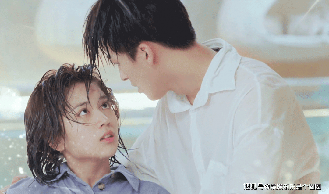 何洛洛主演的首部电视剧完美的他开播演技自然获网友大赞