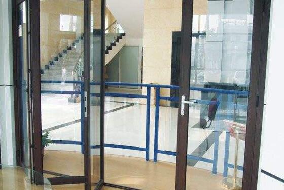 折叠门怎么安装的过程 58862291d8f741a4afa99b59a9a16cac.jpeg