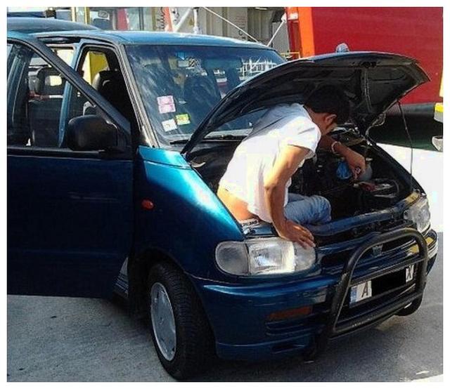 可以躺着睡觉的汽车 b6ff151f1cee4628947b30b5fc7f0936.jpeg