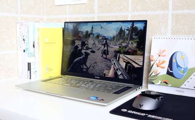 竞仔|雷柏VT960测评！超跑造型、有线无线双模连接、做最亮的电竞仔