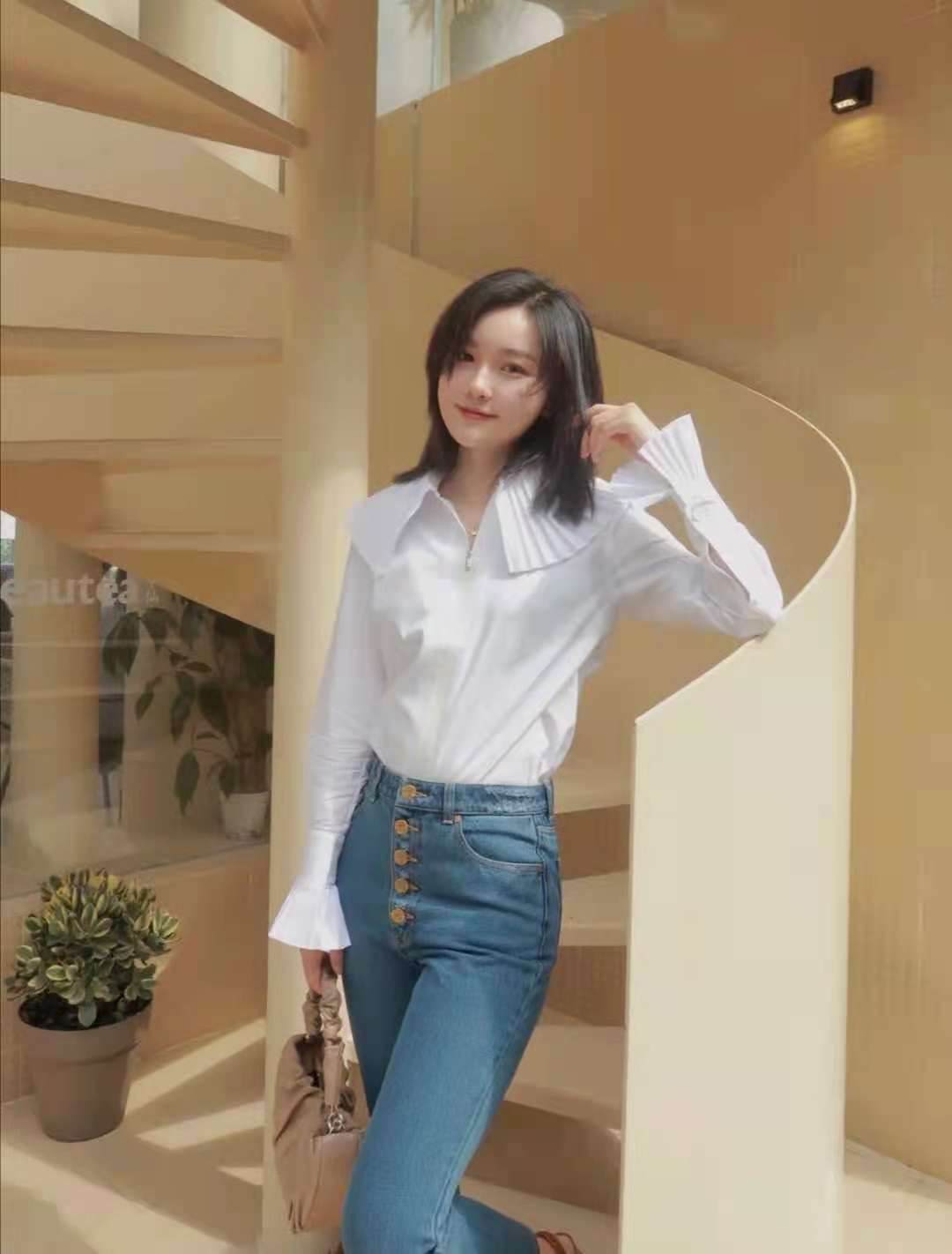 157df83abb2e4507b736b039ca98ee23.jpeg