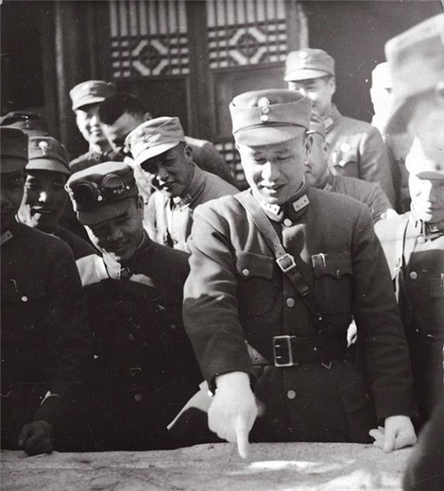 原创
白崇禧放弃优渥的起义条件,以30万硬抗四野54万,图什么?