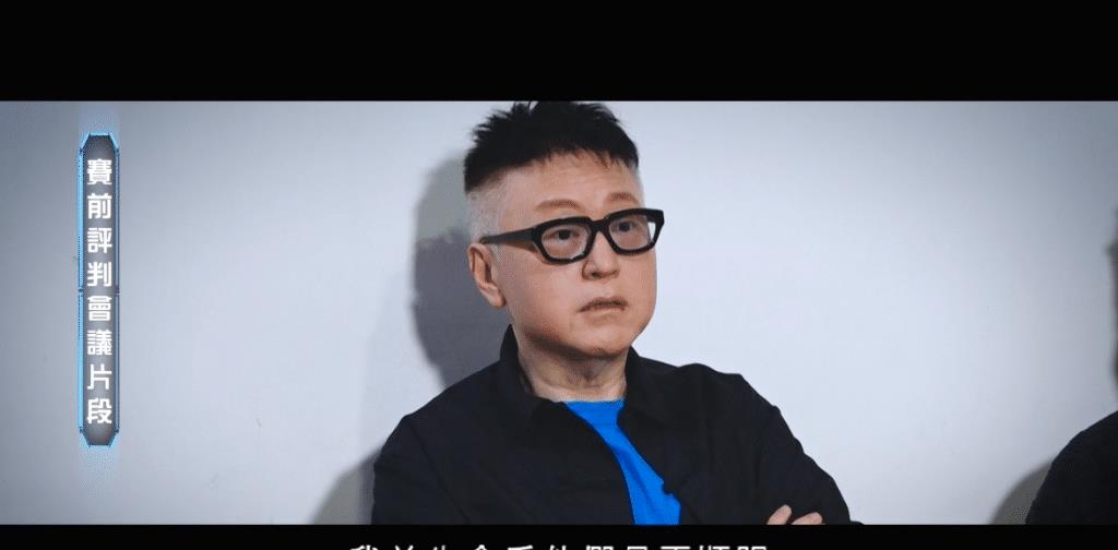 55岁谷德昭罕有现身,两鬓斑白瘦到脱相,妈妈和侄子曾先后跳楼