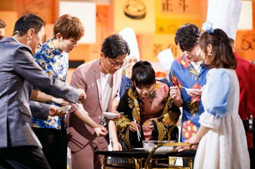 东鹏饮料由柑柠檬茶亮相粤味好功夫