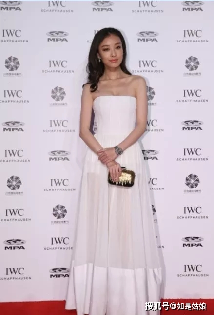 �ֱ����Ա�,�б�Ů�������ʡ�