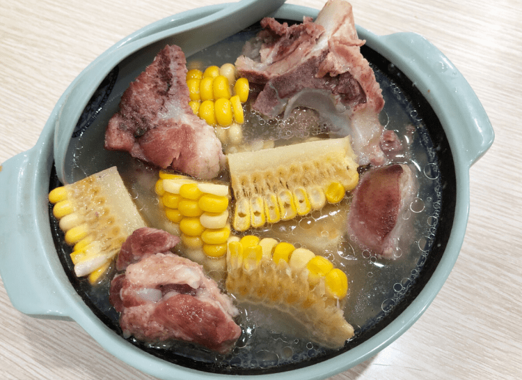 排骨汤怎么炖好喝又营养窍门 8b9300abd7c943059c718c52c3a5cd31.png