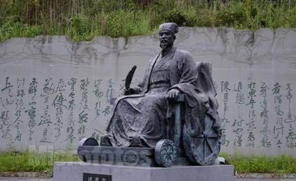 养什么锐成语_成语故事简笔画