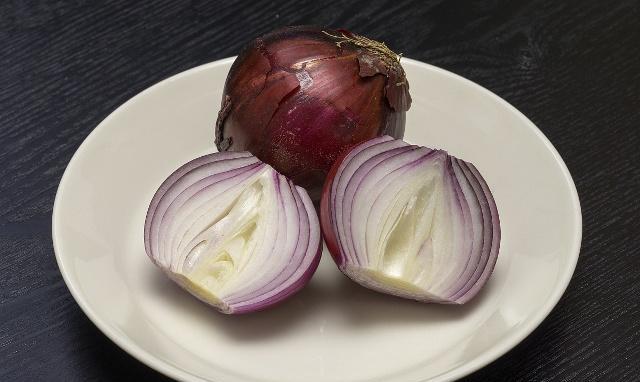 哪些食物属于辛辣的东西 b951ca81fdc441898e4525c42eb185db.jpeg