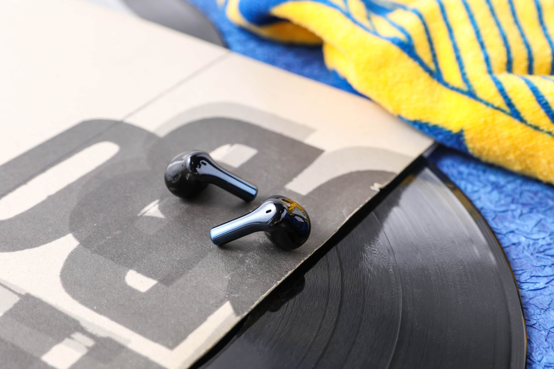 全面升级!vivo tws 2音质出色,智能降噪体验舒适