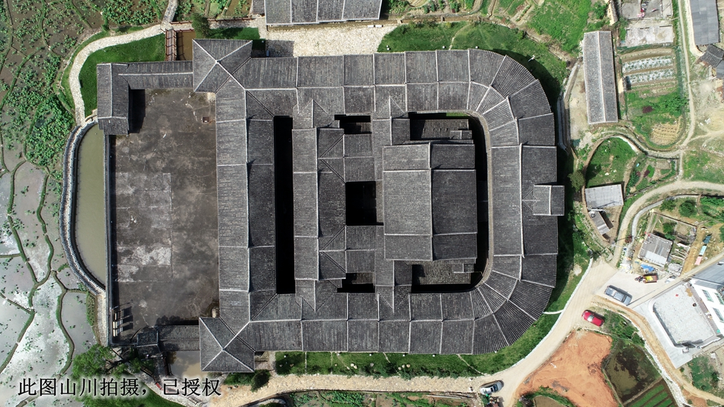 比福建土楼更有看点,探寻安贞堡