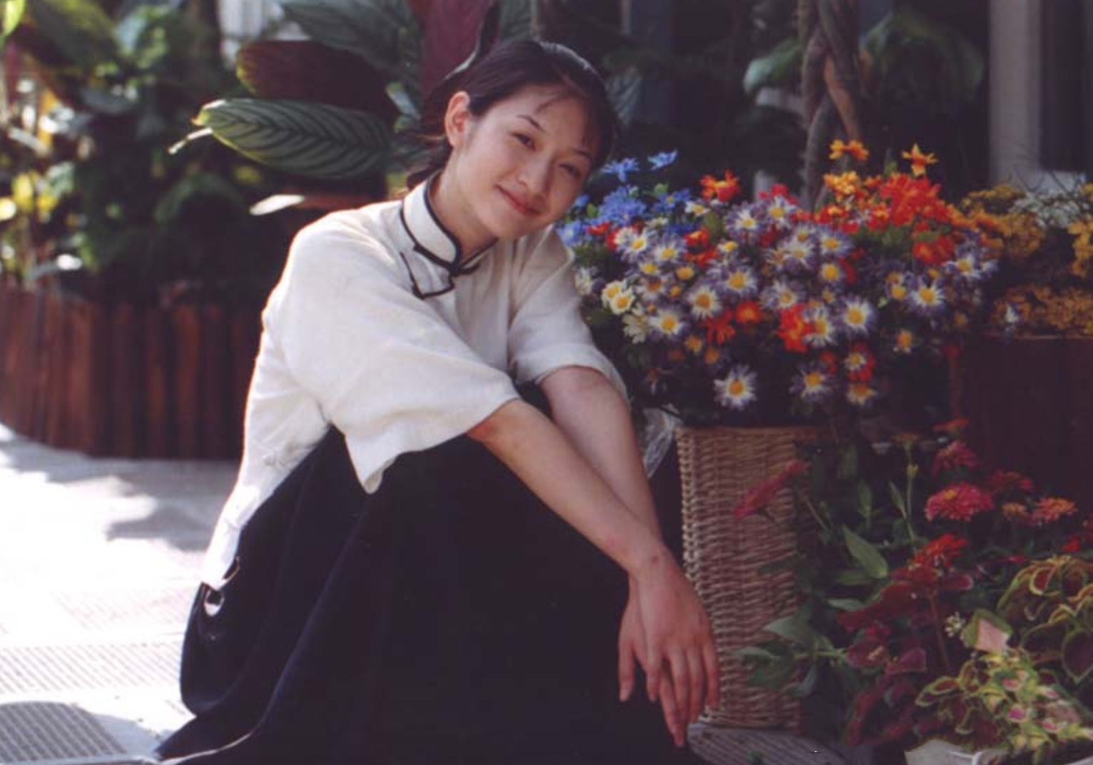 民国剧《像雾像雨又像风》三个女主初登场时的少女感也可圈可点,而且