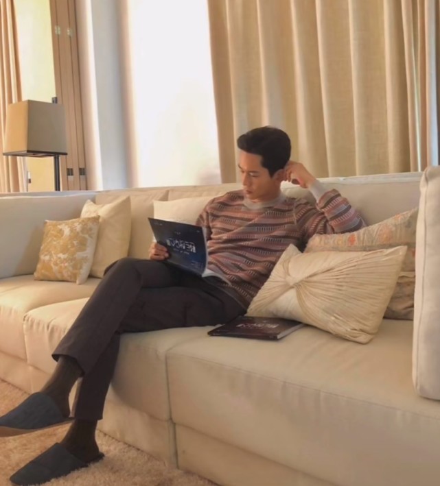 原创《顶楼》第三季剧照首曝光!"吴允熙"华丽风大逆袭,新男主更帅