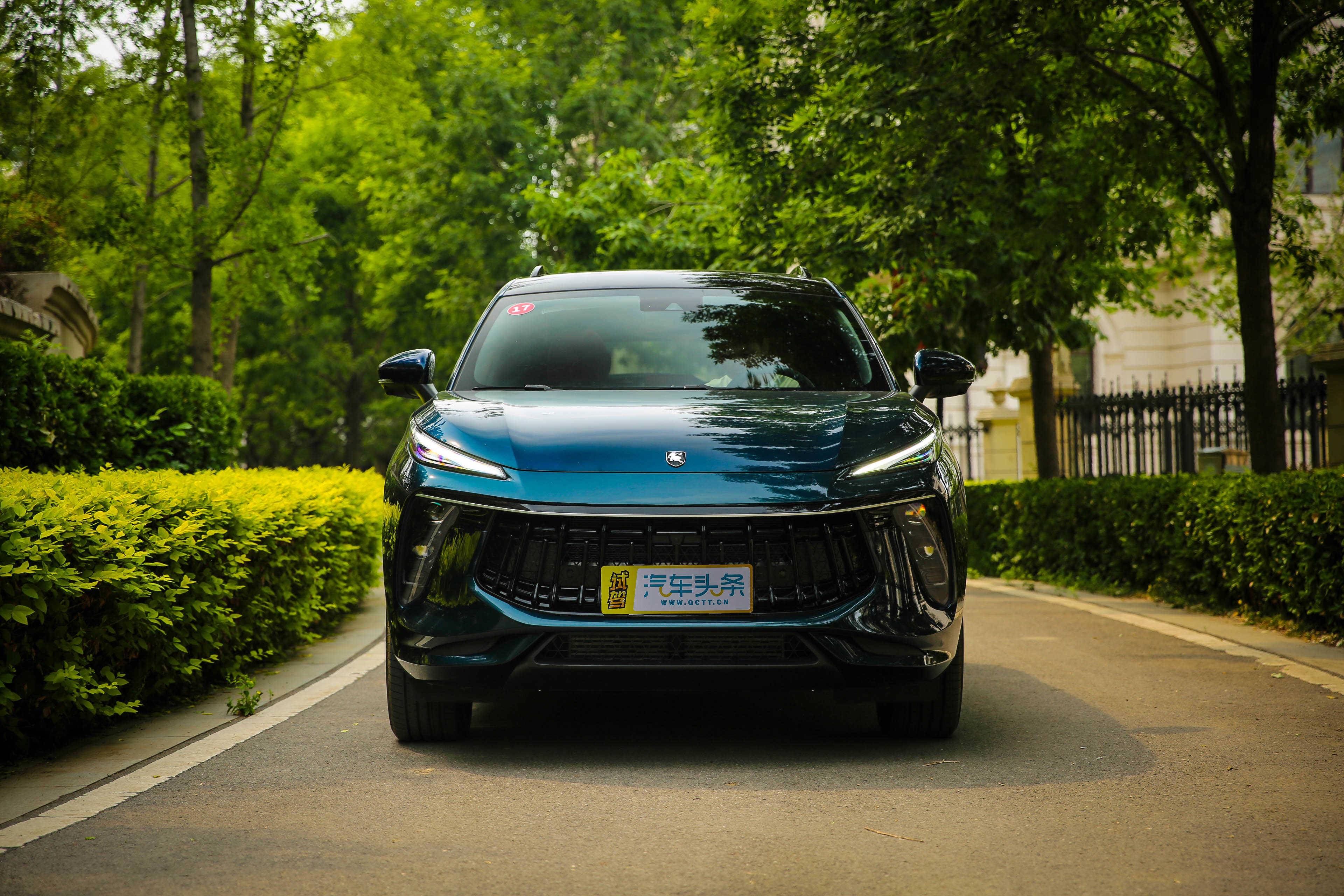 原创"颜值"即王道,试驾东风风行t5 evo