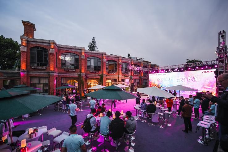 点击进入看图评论