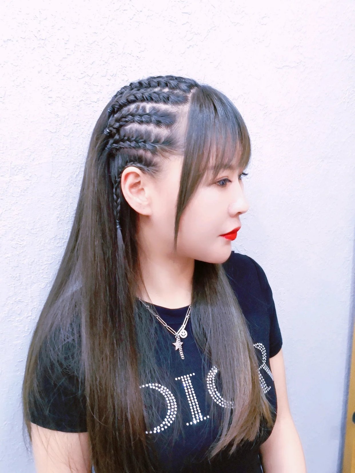 女人不到40岁前3种发型别尝试后三种发型值得拥有