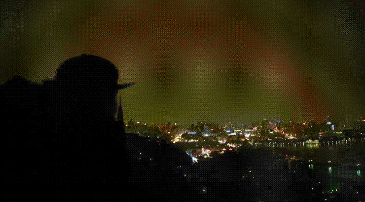 长夜漫漫,无心睡眠